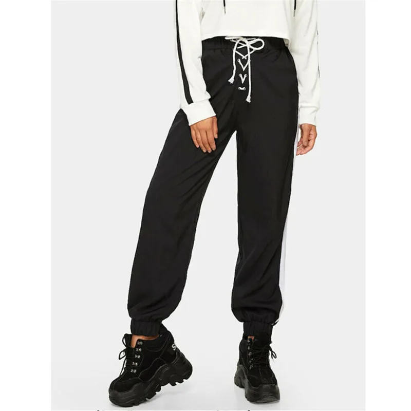 

2019 Autumn And Winter Women Casual Sweatpants Black White Striped Printed Side Pants Ladies Loose Trousers Joggers Sweat Pants