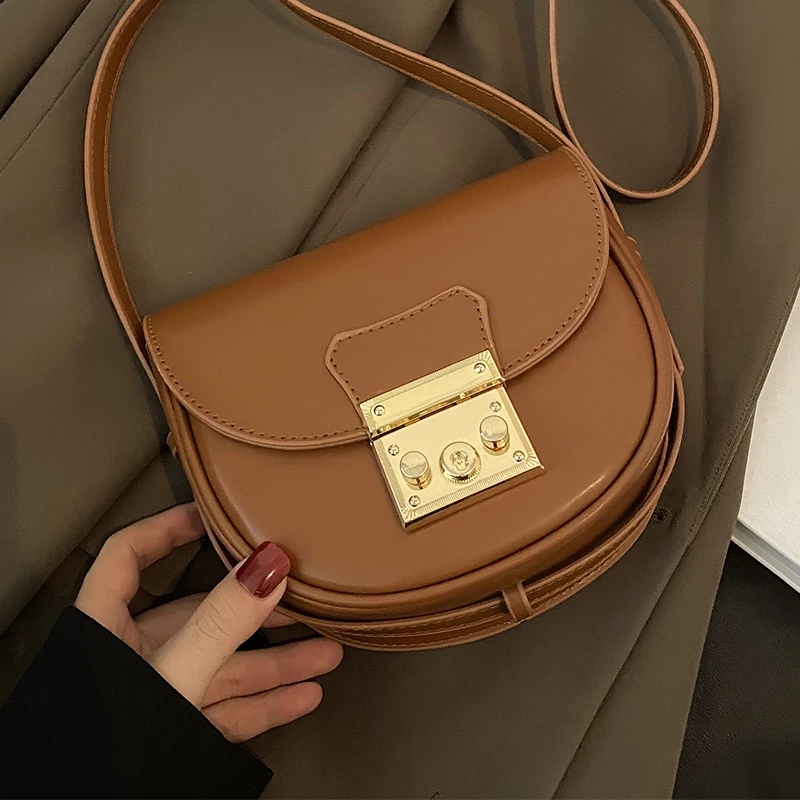 Simple Small Shoulder Bags for Women Vintage Flap Crossbody Bags Solid Color Messenger Bag Trending Leather Ladies Handbags Sac
Simple Small Shoulder Bags for Women Vintage Flap Crossbody Bags Solid Color Messenger Bag Trending Leather Ladies Handbags Sac