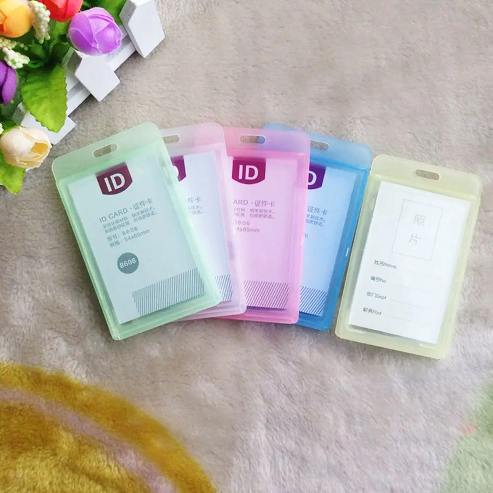 

Acrylic Transparent Bank Credit Card Holders High Quality Badge Holder Crystal Card Bus ID Holders Without Lanyard Durable Goods