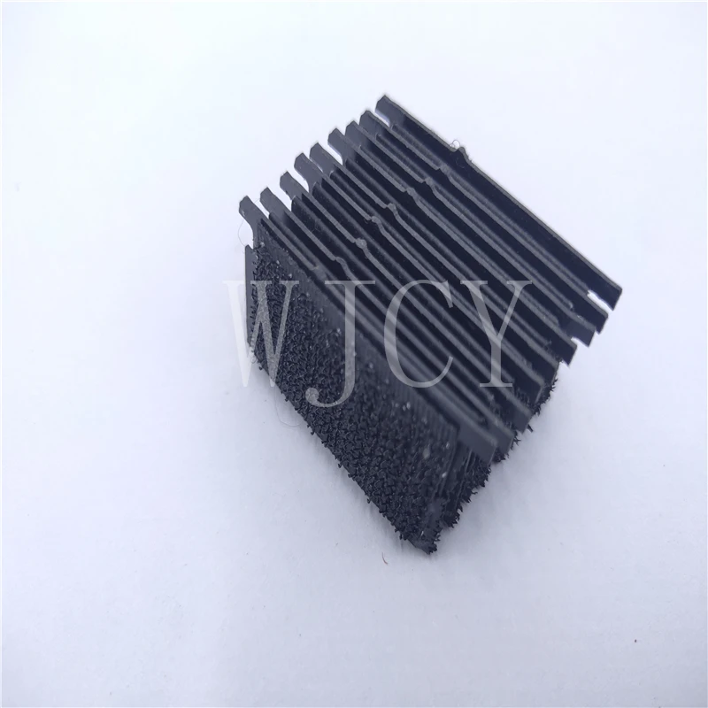 

3 шт., кормушка для пыли SM52 G2.072.073 G2.072.059