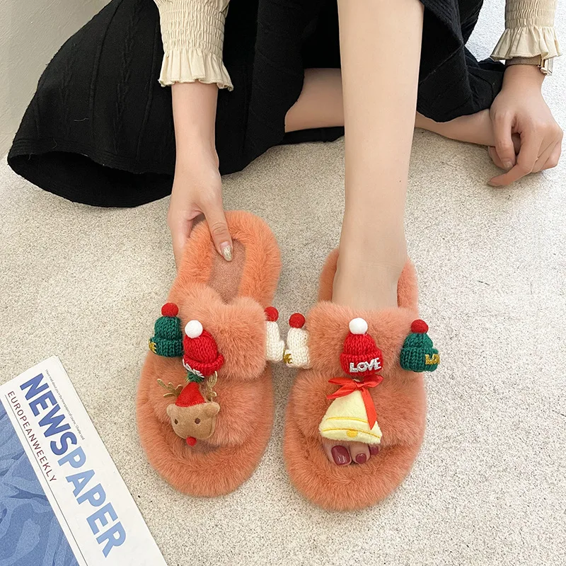 

Fall Winter 42 Plus Size Spot Christmas Fur Slippers Female Indoor and Outdoor Flat-bottomed Warm One-word Slippers Women