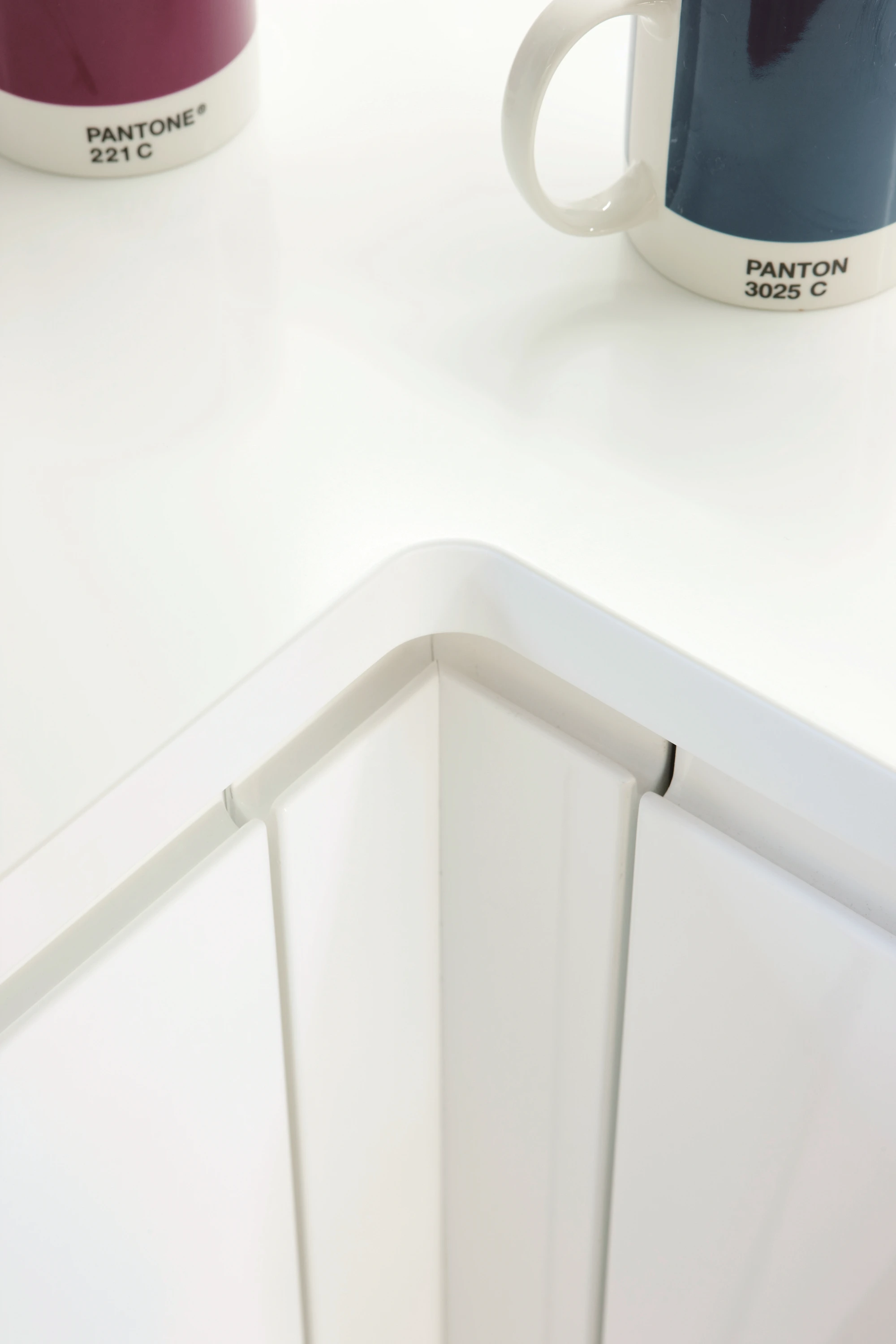 Яркий блестящий телефон | Строительство и ремонт