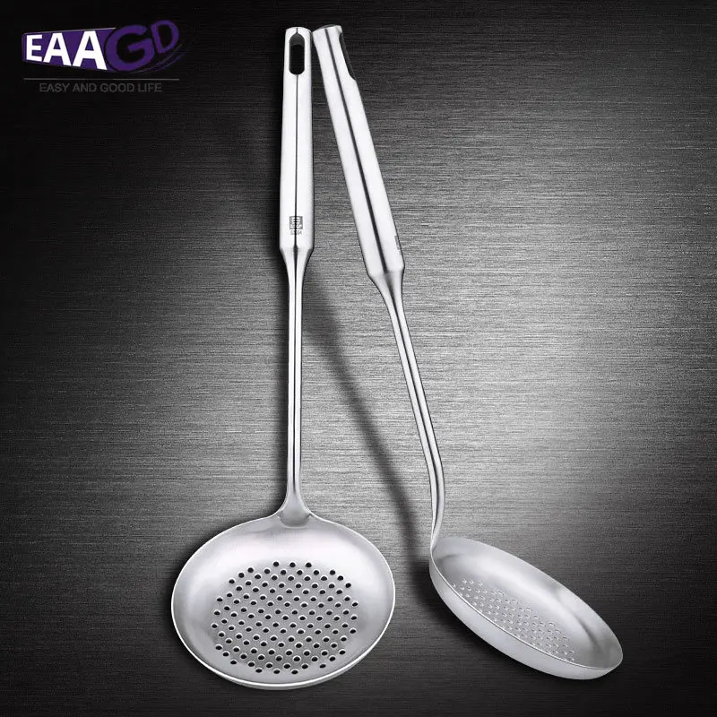 

Kitchen Dia 12CM One Piece Stainless Steel Skimmer/Slotted Spoon/Strainer Ladle With Hook And Hole For Easy Hanging