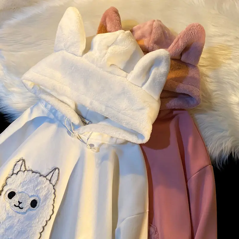 Толстовка с большими ушками и вышивкой альпака в стиле пэчворк кавайный пуловер