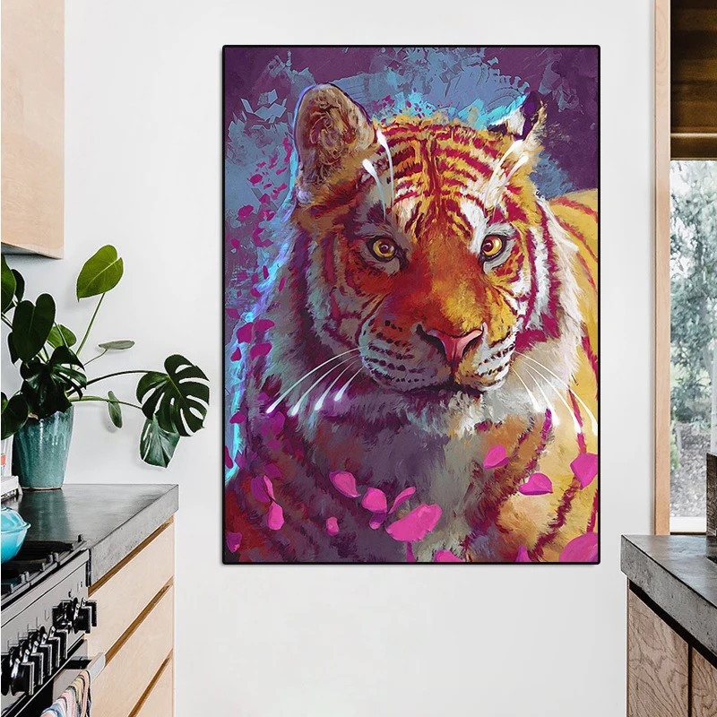 

Yellow-haired Ferocious Tiger Picture Poster Red Petals Abstract Prints Nordic Style Living Room OfficeCanvas PaintingDecoration