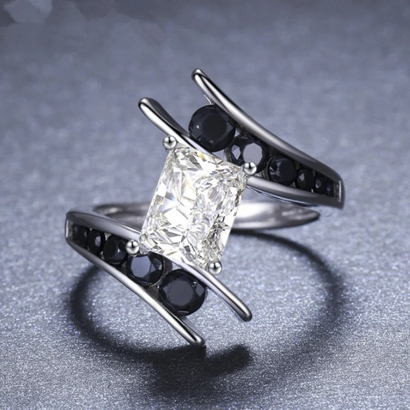 

Creative Modeling Personality Square Zircon Women's Ring Fashion Geometric Crystal Jewelry Wholesale