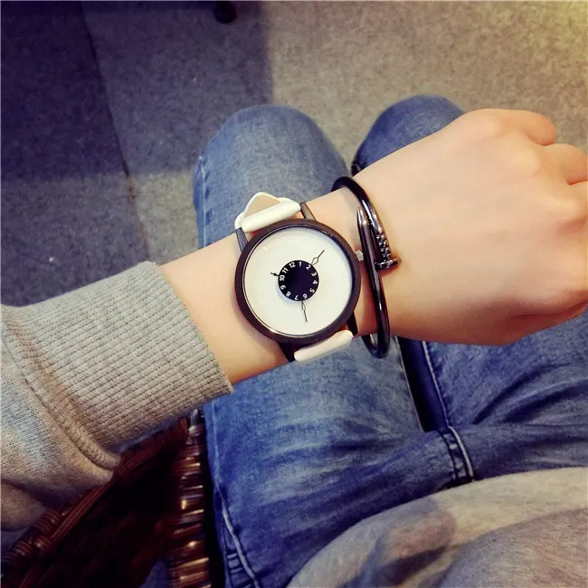 Модные креативные часы женские и мужские кварцевые фирменные уникальные с