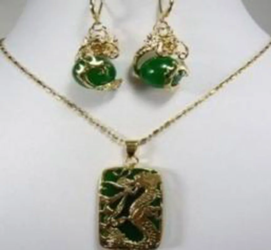

New Women's Charming Green jade Dragon Pendant necklace earring set 25E9R7