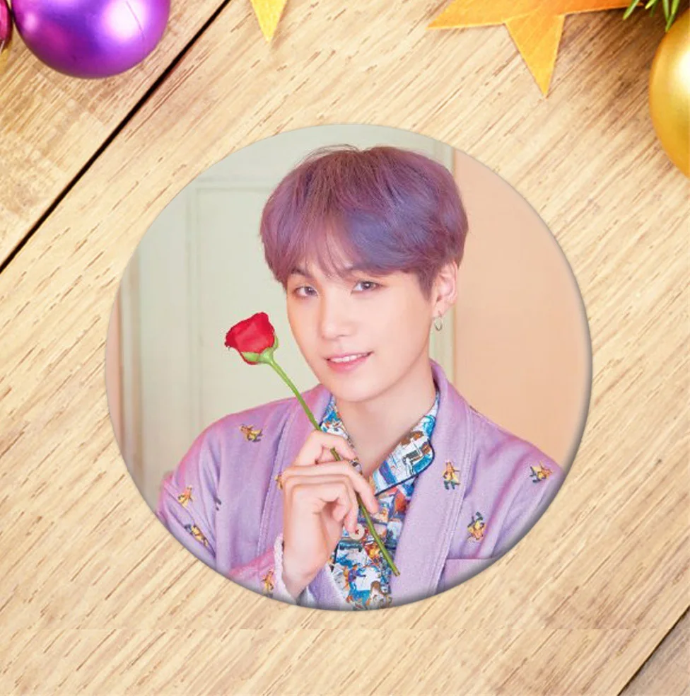 2 шт Kpop Bangtan мальчики альбом брошь, значок на булавке аксессуары для одежды шляпа украшение для рюкзака брошь на заказ булавки