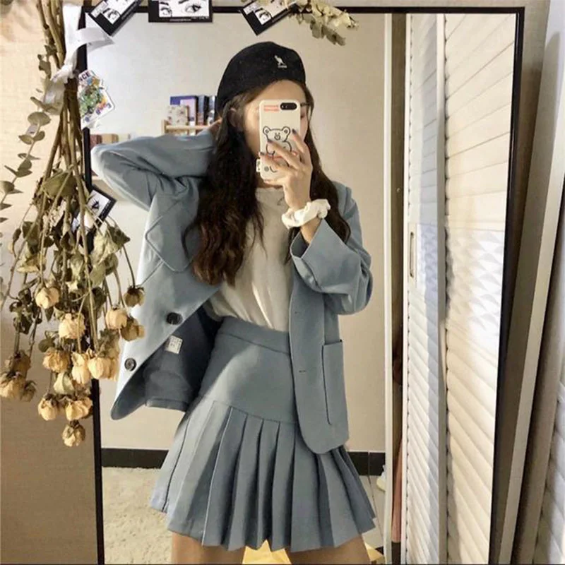 

Женский комплект с юбкой, новый корейский вариант, дымчато-синий костюм, свободный пиджак в стиле ретро, плиссированная юбка в студенческом стиле, костюм из двух предметов, весна-осень