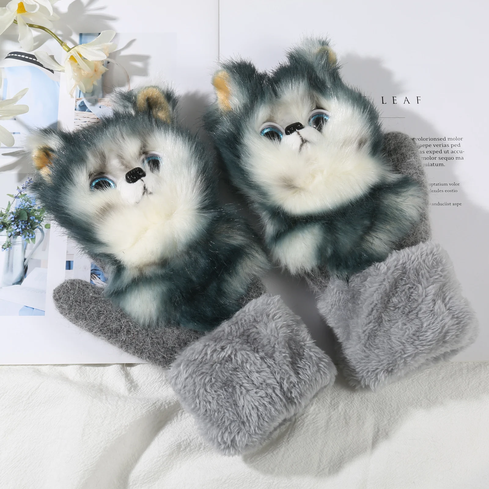 

2020 New Animal Pattern Gloves Autumn And Winter Warmth Plush Knitted Gloves For Women HA