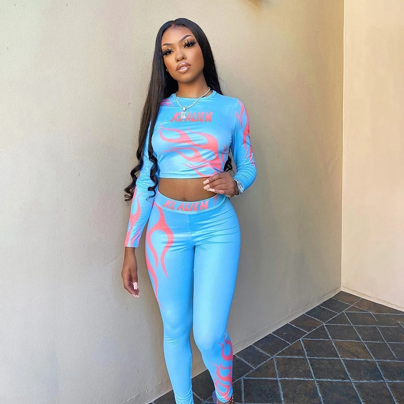 

Новая Осенняя женская обувь повседневное облегающее платье одинаковые комплекты с буквенным принтом, с круглым вырезом и принтом пупка с д...