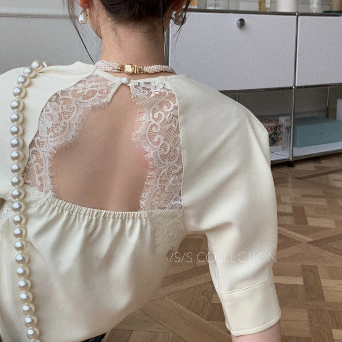 

Spring/summer 2021 new small fragrance back lace bubble sleeves sweet short-sleeved t-shirt top female design niche