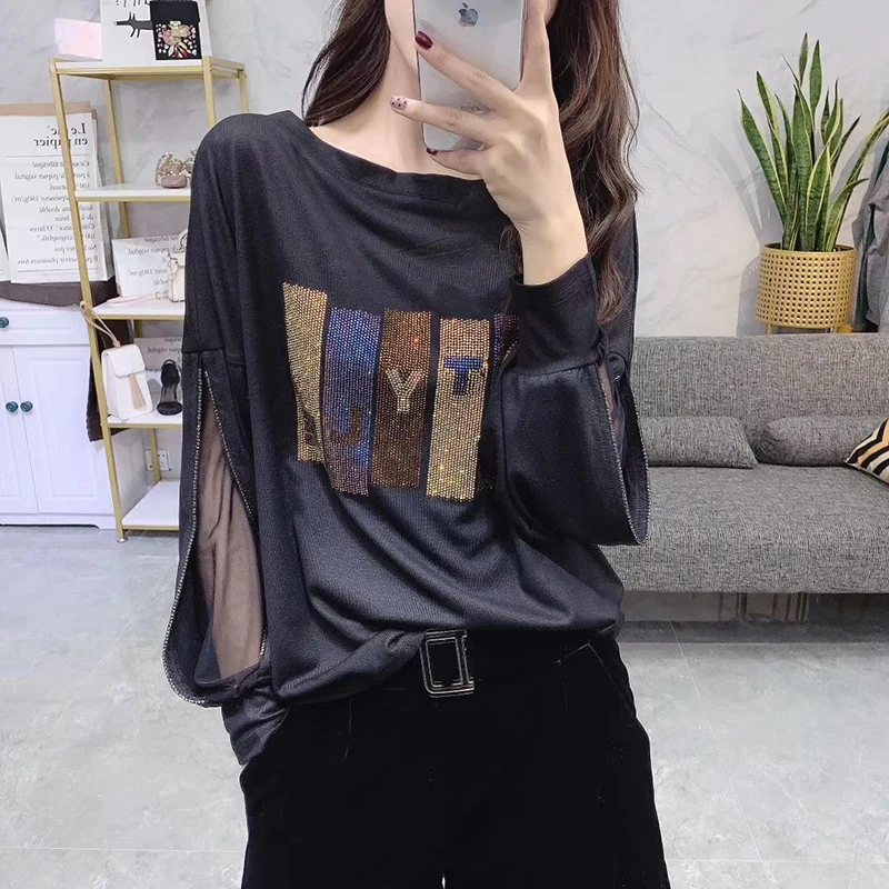 

2021 spring and Autumn New Korean loose large bottomed shirt bat sleeve top hot drill pattern long sleeve