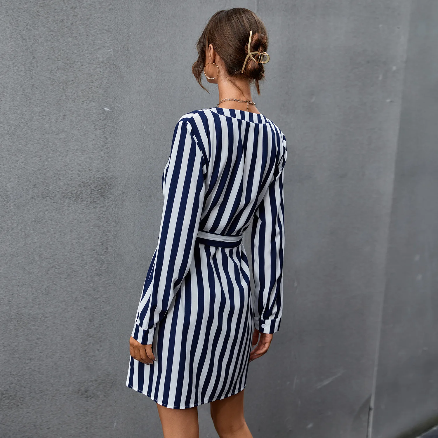 

BornToGirl 2021 Autumn Chiffon Shirt Dress Women Casual Long Sleeve V Neck Blue White Striped Dress robe femme