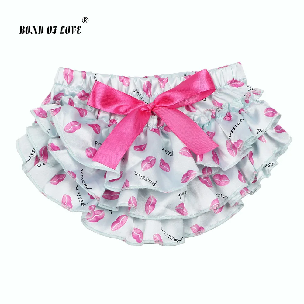 

Baby Girl Clothes Ruffle Baby Bloomers Red lip pattern Shorts Summer Bottom Pants Nappy Covers tutu Skirts 4 Colors