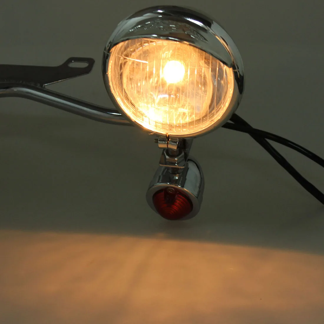 

Motorcycle Passing Light Bar Turn Signal Lights For Yamaha V-Star XVS 650 950 1100 Custom for Suzuki Boulevard Intruder