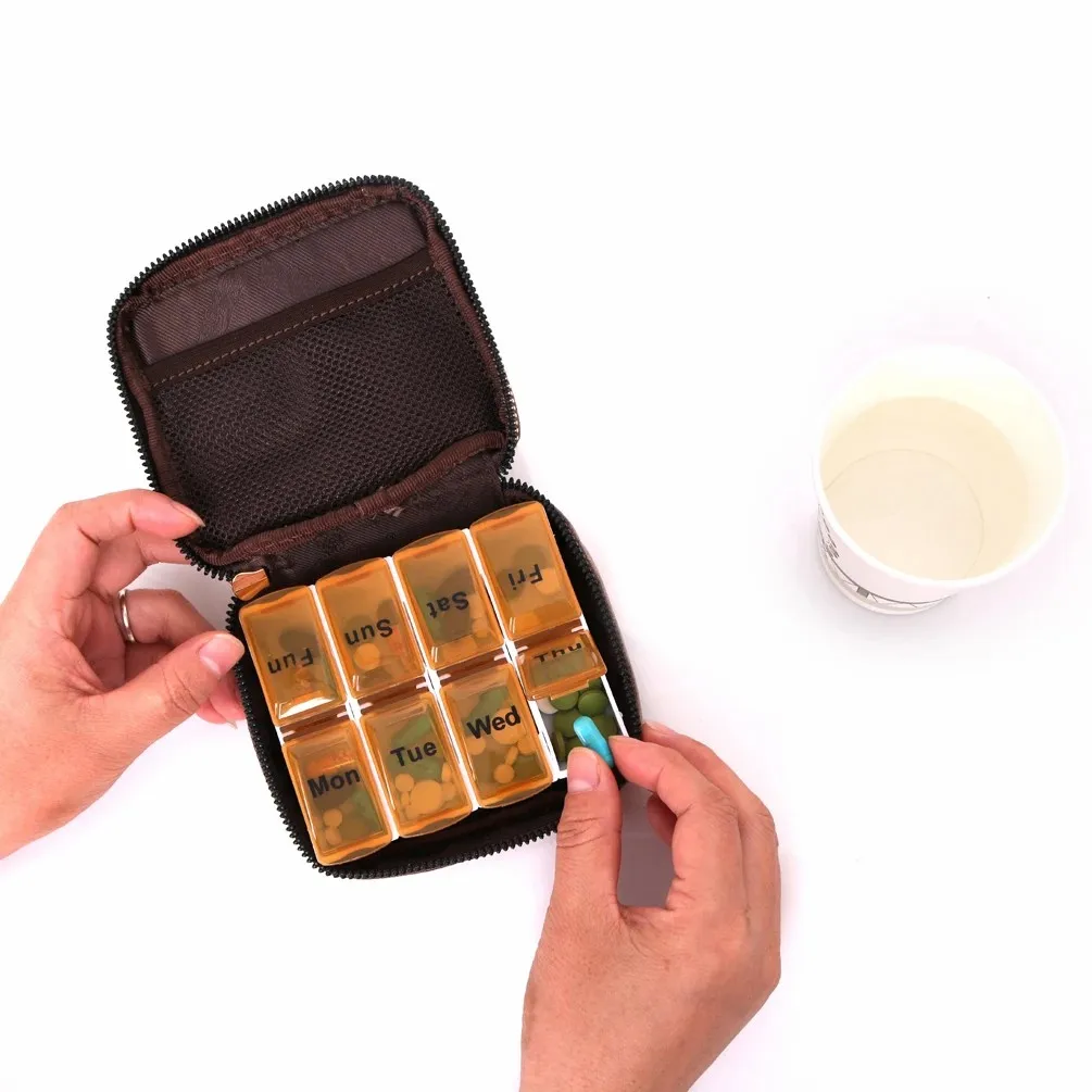 

Western Design Pill Box Travel Organizer/ Zippered Case American Flag Print PU Leather Pill Box