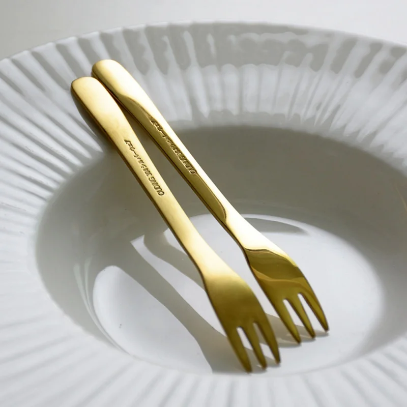 Вилка для торта золотые вилки из нержавеющей стали фруктового салата маленькая
