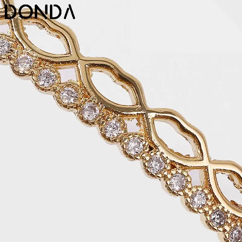 

Модные циркониевые золотистые браслеты из меди с кубическим цирконием и полыми губами, браслеты-манжеты для женщин и девушек, ювелирные изд...