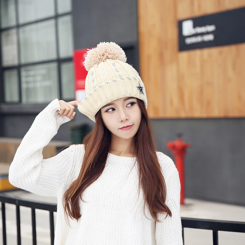 Женская Шапка бини с пентаграммой ИМИТИРОВАННАЯ норковая помпон Вязаная