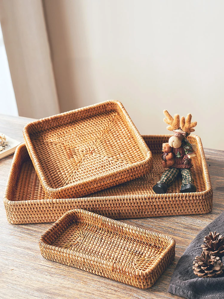 

Kitchen Accessory Handwoven Rattan Storage Tray Square Wicker Basket Bread Food Plate Fruit Cake Platter Dinner Serving Tray