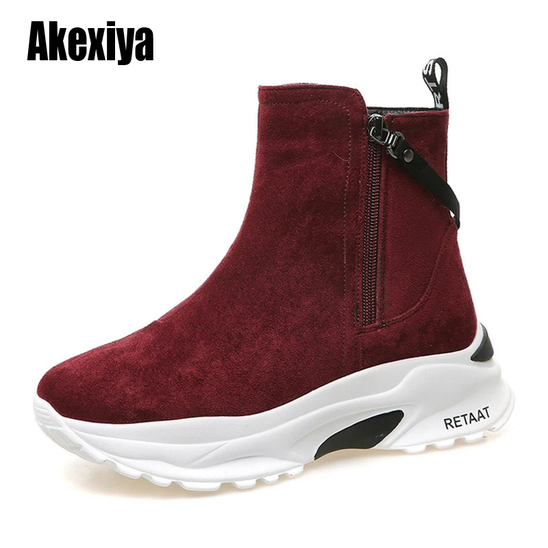 Женские ботинки на высоком каблуке Новинка 2020 года Зимние короткие с кроличьим