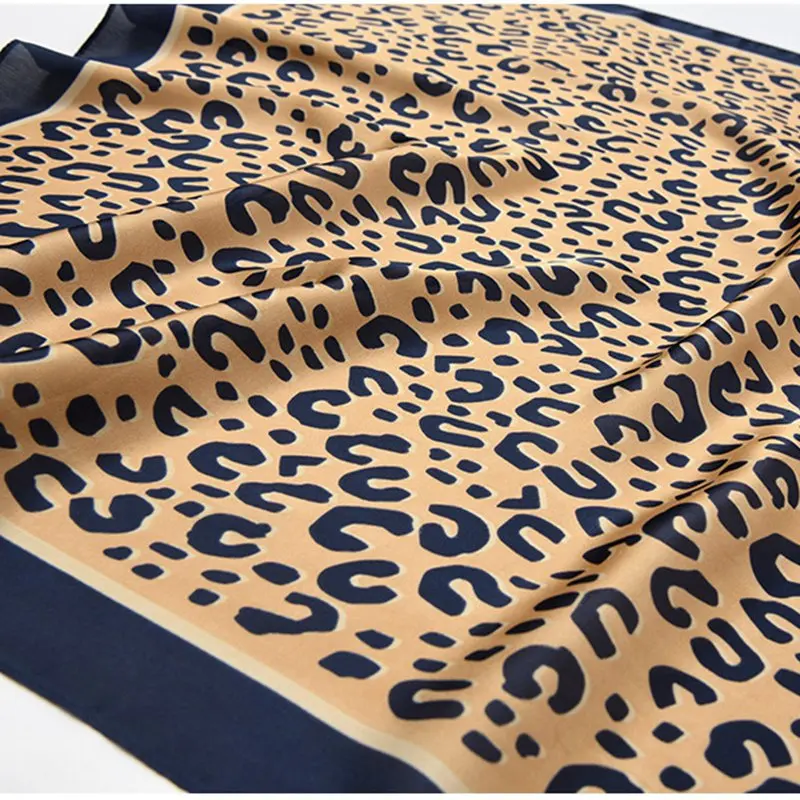 

2pcs/lot 70*70cm women leopard bandana square scarfs female hair scarf head band girls neck scarf kerchief WJ-07A