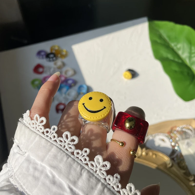 Женское акриловое кольцо HangZhi желтое массивное с большим квадратным