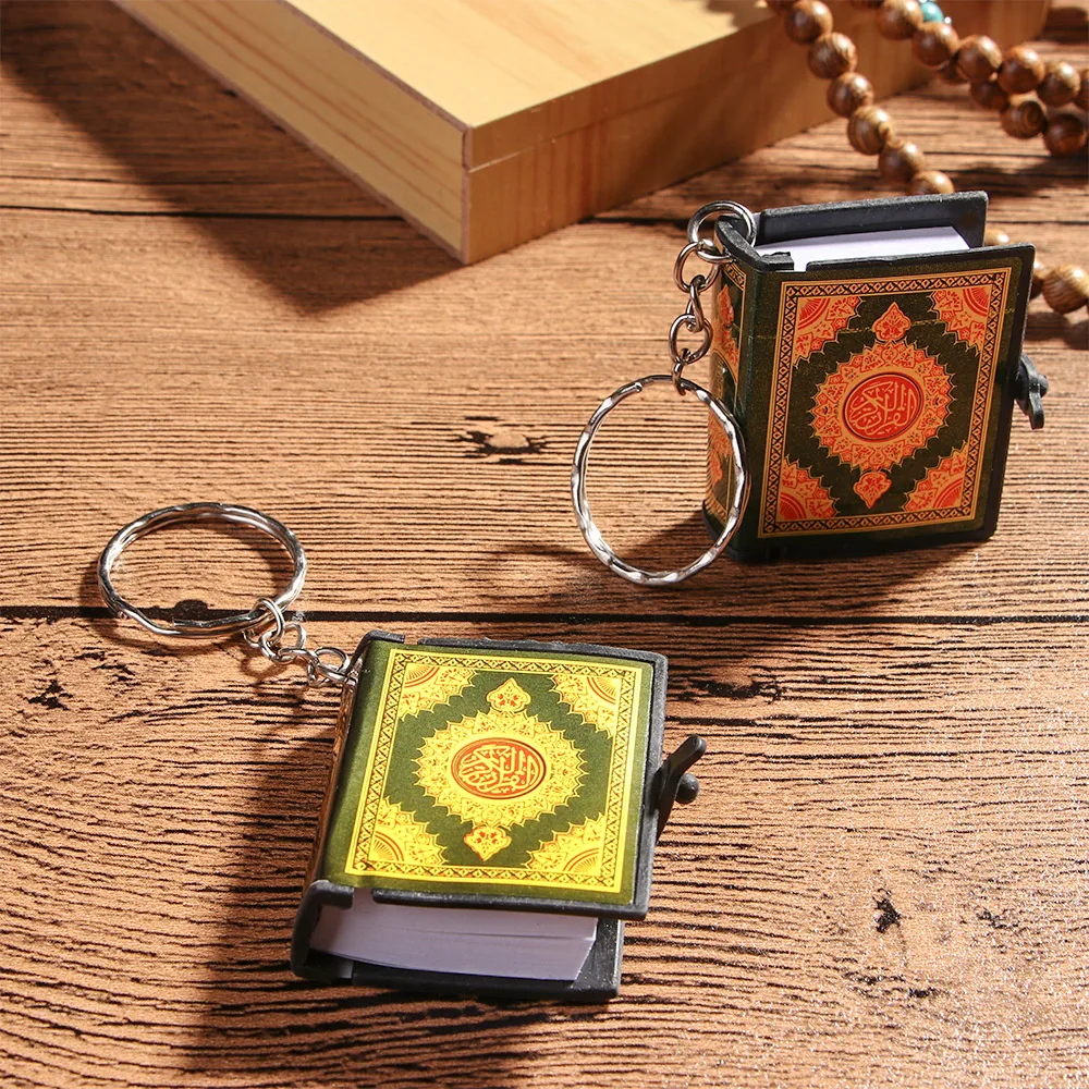 Фото Миниатюрная Подвеска для ключей в стиле унисекс мини-книга с Кораном настоящая