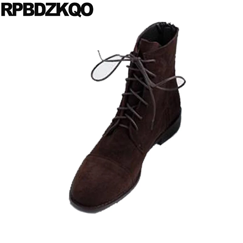 Обувь из овечьей кожи на не сужающемся книзу массивном квадратный носок