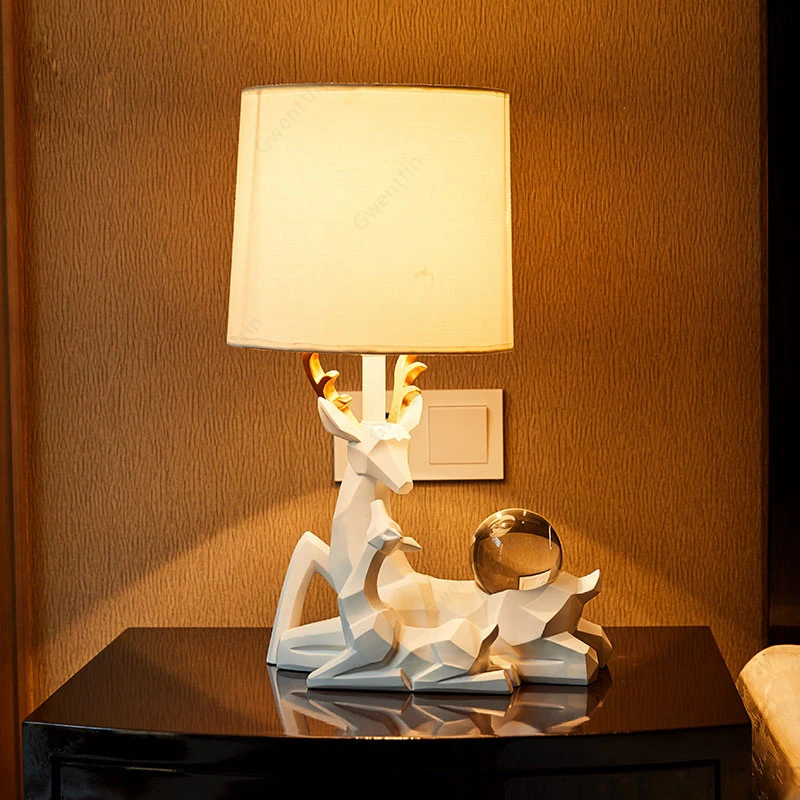 Настольная лампа из смолы скандинавский Настольный светильник для домашнего