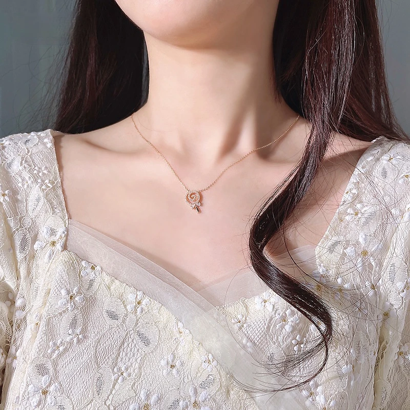 

Creative S925 Sterling Silver Lollipop Necklace Female Niche Design Girlfriend Clavicle Chain Fashion Rose Gold Jewelry