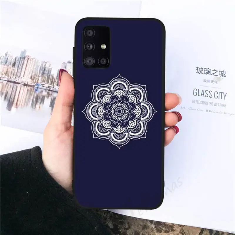 

Floral Lace Mandala Phone Case black For Samsung galaxy S 21 20 10 8 A 51 71 50 21s 70 40 20 20e note 10 plus Ultra 5g fe