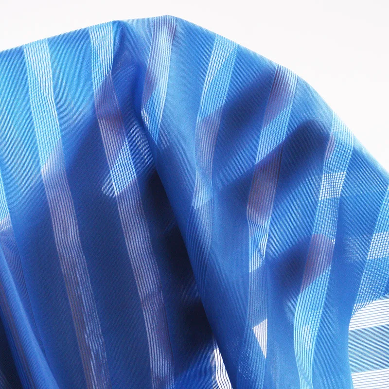 Summer men's seamless ice silk t-shirt men's short-sleeved Slim stretch youth quick-drying thin sports bottoming shirt fitness