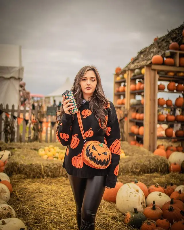 

Black Pumpkin Cartoon Print Women Sweater O Neck Long Sleeve Loose Female Pullovers Autumn Casual Streetwear Tops Fashion 2021