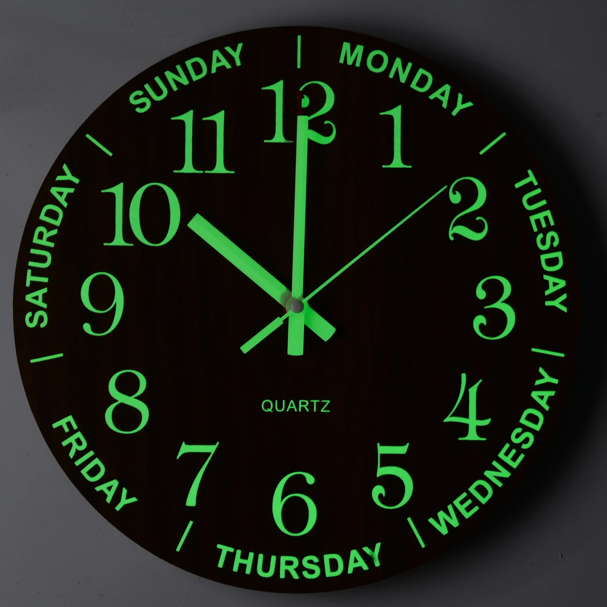 Деревянные Светящиеся Настенные часы 7 дней 12 часов Висячие Часы Тихий Ночной