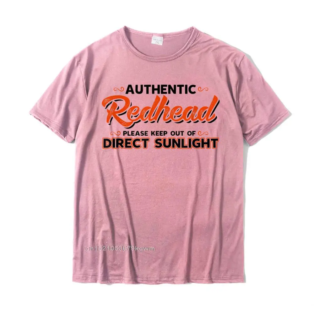 Оригинальная футболка с изображением Красной головы пожалуйста держите вдали от