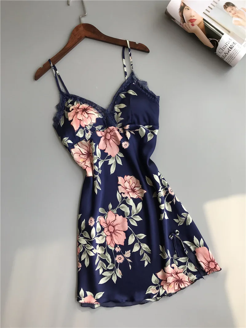 Ночная сорочка женская с цветочным принтом стильная Пижама на бретельках