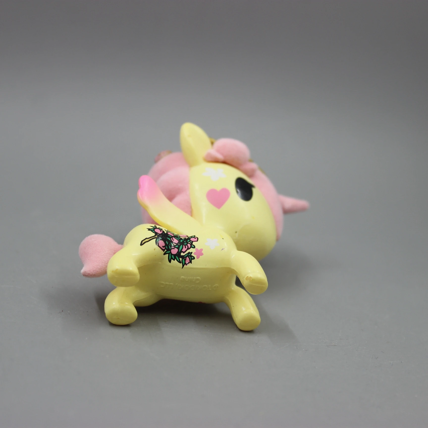 Tokidoki unicкоммуникационная серия 8 NECTARINA 3 дюйма мини Виниловая фигурка