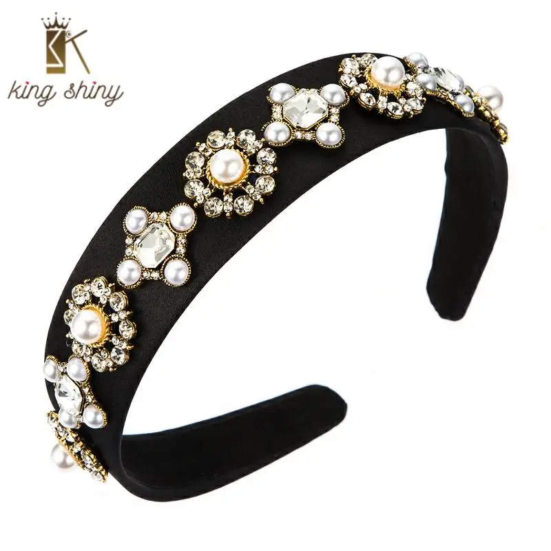 

Vintage Baroque Simulated Pearl Flower Headband for Woman Elegant Rhinestone Padded Black Velvet Hairband Girls Hair Accessories