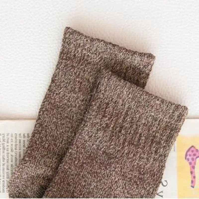 1 пара осенних и зимних новых носков одноцветные парные модели модные трендовые