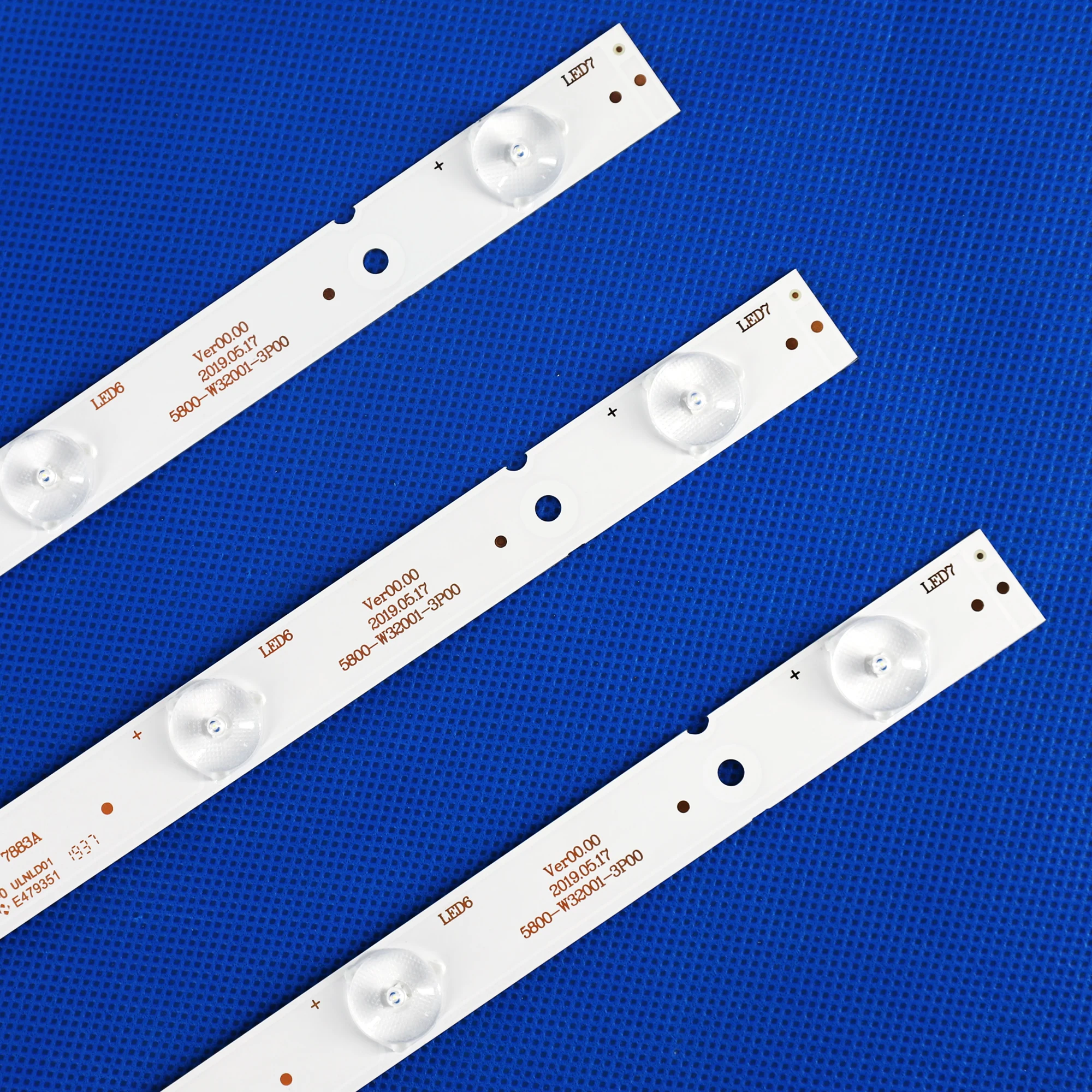 32-дюймовая Светодиодная лента для подсветки 7LED 5800-W32001-3P00 | Компьютеры и офис