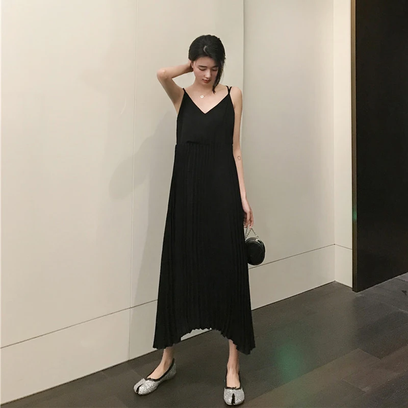 Купи Women Maxi Dress Sexy Sleeveless Backless V-neck Dress Chiffon Long Pleated Dresses Loose за 950 рублей в магазине AliExpress