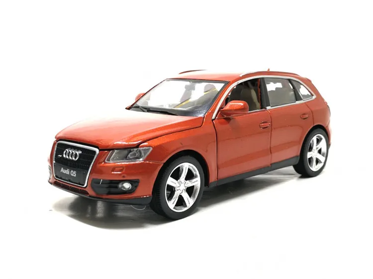 Литая игрушка модель 1:32 Масштаб Audi Q5 спортивный внедорожник автомобиль с вытягиванием назад звуковой светильник детский подарок коллекция