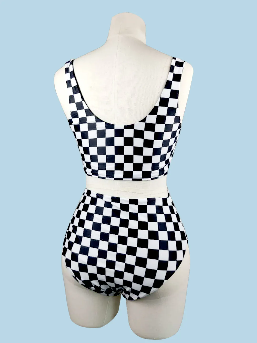 Белый купальник с треугольной сеткой и принтом сексуальный женский разрезом