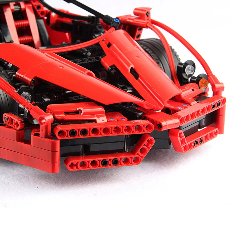 Высокоскоростной гоночный Спорт Ferrari Enzo транспортных блоков