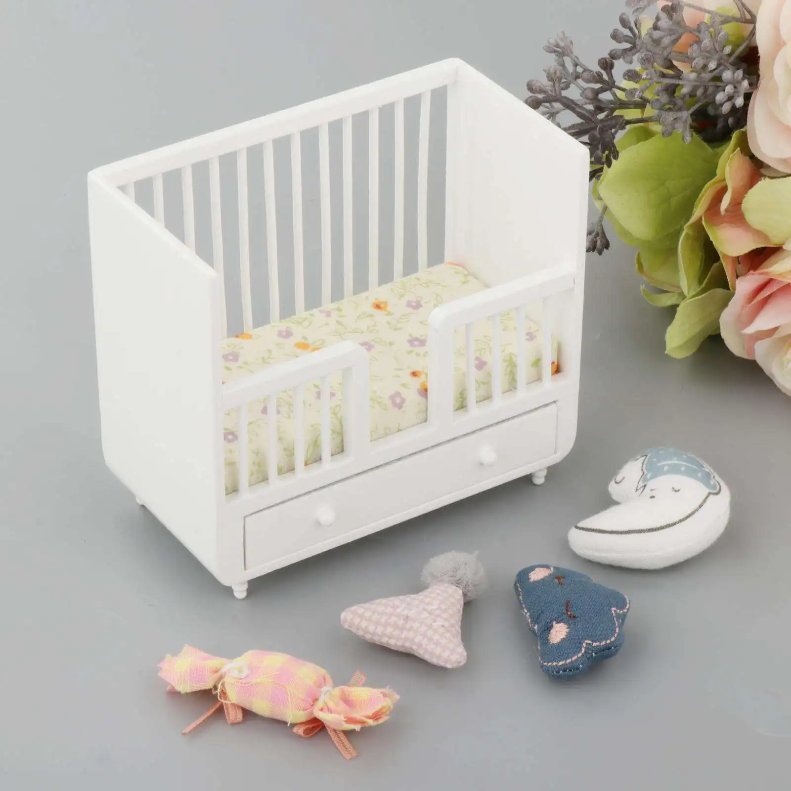 Милая кукольная кровать с подушкой масштаб 1/12 игрушка сделай сам Декор