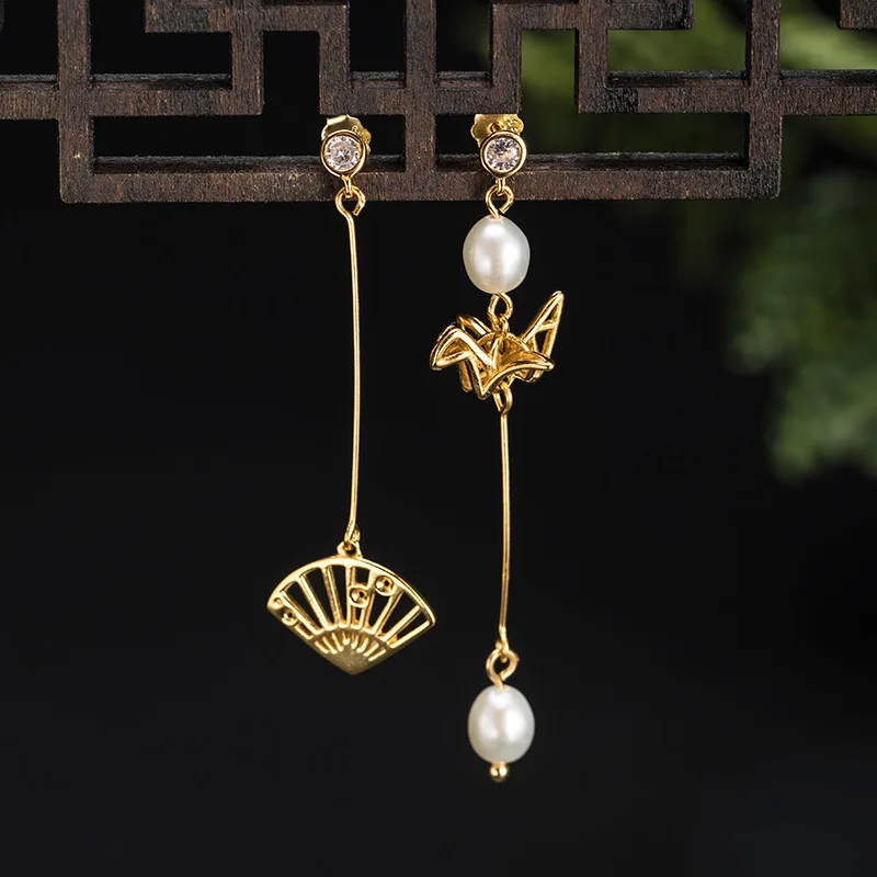 

JUXO S925 Sterling Silver Creative Hollow Design Thousand Paper Crane Earrings Ladies Fashion Water Pearl Asymmetrical Earrings