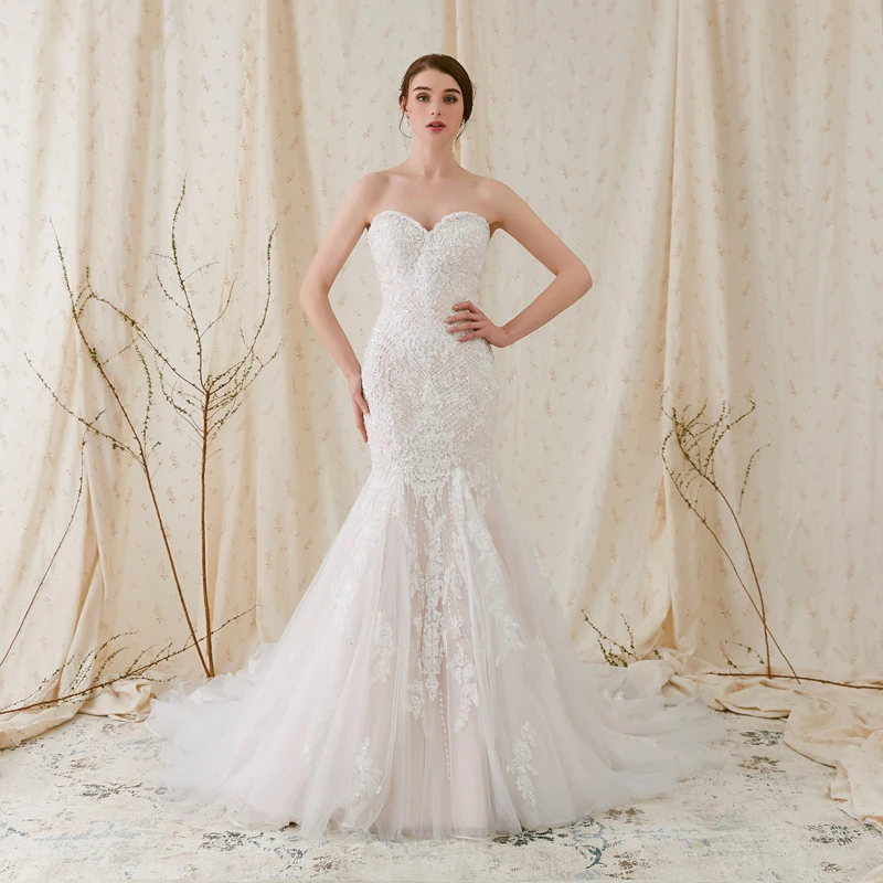 

Luxury Mermaid Wedding Dresses Sleeveless Tube Top Lace Applique Robe de mariée Hand-Beaded Backles Buttons Glamorous Gowns